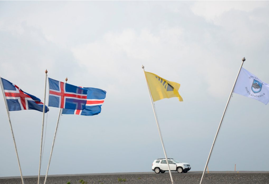 Umferð jókst en ástand vega versnaði enn