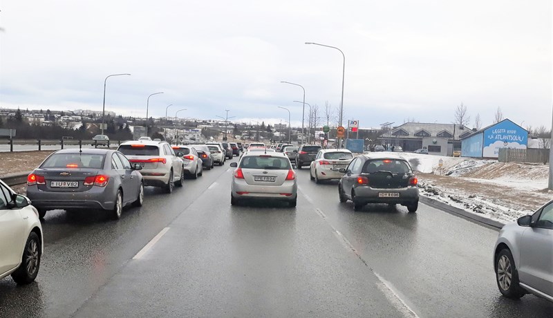 Örlítið um umferðina og umferðarreglur sem margir misskilja