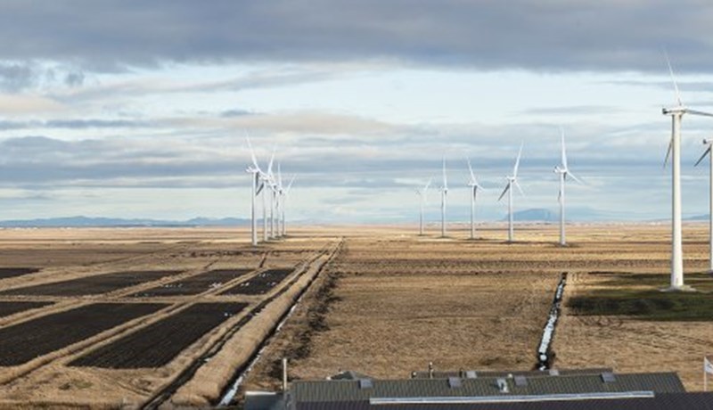 Reisa á tíu nýjar vindmyllur fyrir fimm milljarða króna