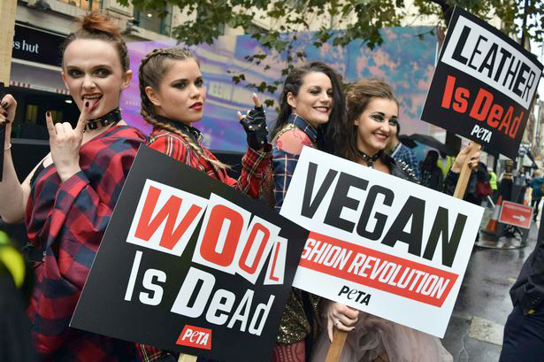 Hanna tískufatnað úr plastefnum „til að vernda náttúruna“