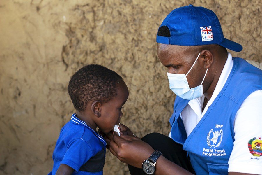 Í fyrsta sinn í sögu Norðurlandaráðs var árlegu þingi ráðsins, sem halda átti í Hörpu í lok október, aflýst. Þess í stað fer það fram stafrænt. Þar verða mörg mikilvæg málefni norrænu ríkjanna í brennidepli og ljóst að COVID-19 fær sinn sess á þinginu. Það er mikil viðurkenning fyrir starf Norðurlandaráðs að António Guterres, aðalframkvæmdastjóri Sameinuðu þjóðanna, mun taka þátt í sameiginlegum stafrænum fundi Norðurlandaráðs um COVID-19 í þingvikunni þann 27. október næstkomandi. 